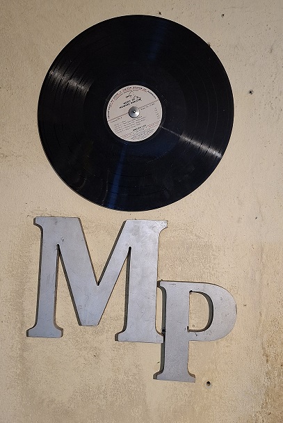 Disco de vinil na parede